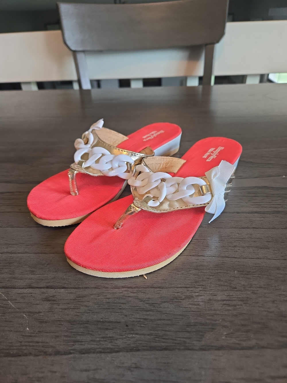 simply vera wang sandals White Womens Size 6
